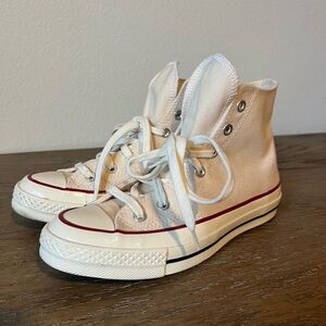 cream converse size 7.5
